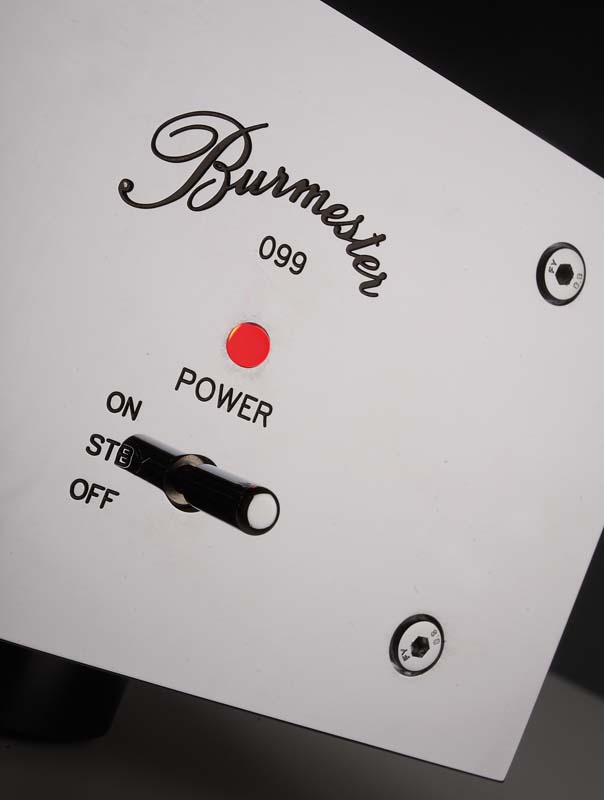 stereovorstufen_burmester_099_dac_pre_amplifer_bild_1299663614.jpg